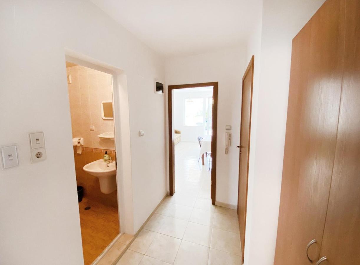 Complex Къщите Apartment สวิติ วลัส ภายนอก รูปภาพ